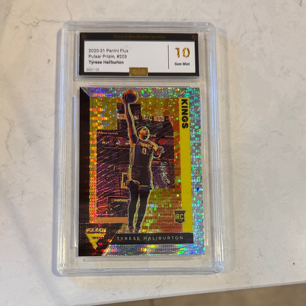Panini 2020-21 Flux Pulsar Prizm Card - Multicolor
